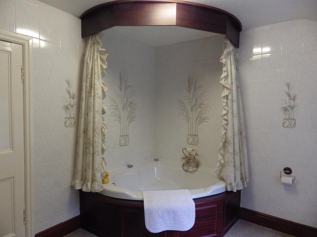 Sorbietrees B&B Newcastleton ภายนอก รูปภาพ